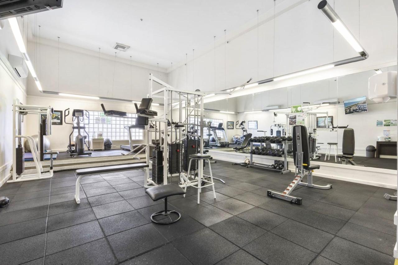Beachside Apartment In The Heart Of Surfers Paradise - Free Parking Gold Coast Zewnętrze zdjęcie